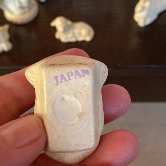 Vintage Nativity Set Figures Made In Japan 12 Pieces Chalk Ware - Picture 4 of 4